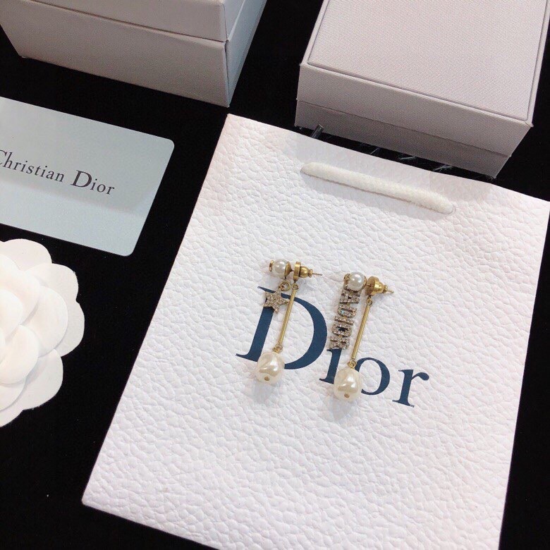 ch**an D*or earrings